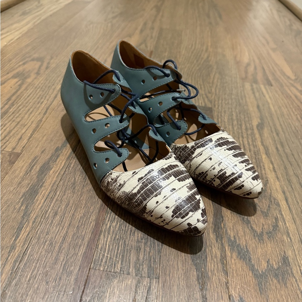 John Fluevog Two-Toned Lace-Up “Coal”